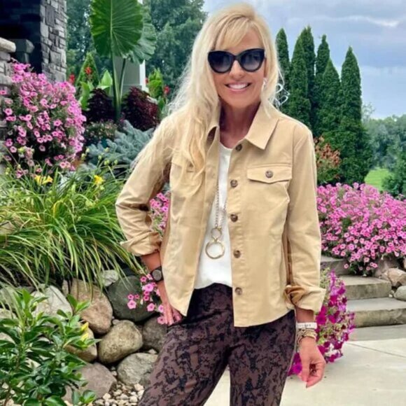 NWT | CAbi 4301 Mason Explorer Jacket - Picture 3 of 8